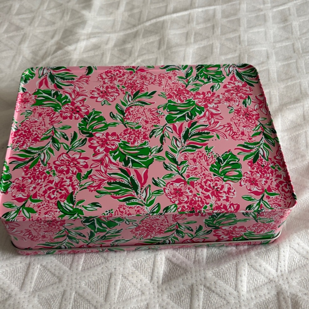 NIB Lilly Pulitzer GWP Cookie Exchange Kit With Cookie Cutters - Picture 5 of 5